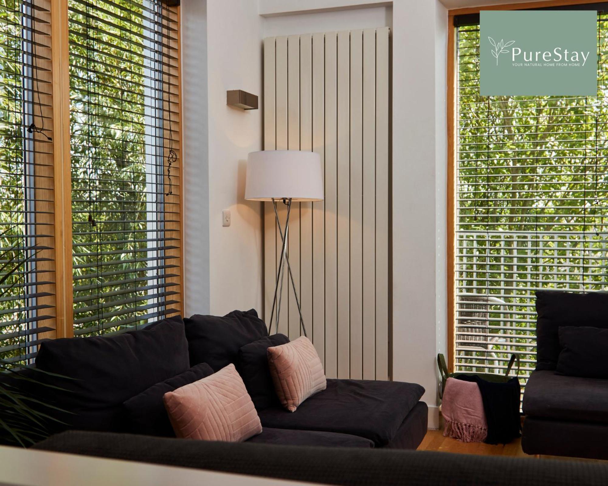 Beautiful Four Bed House By Purestay Short Lets & Serviced Accommodation Coventry With Parking エクステリア 写真